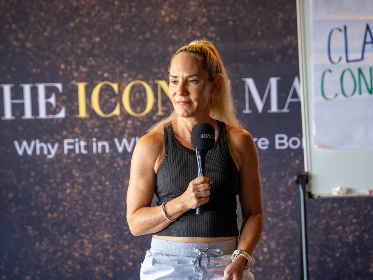 Samantha Gascoigne speaking on stage